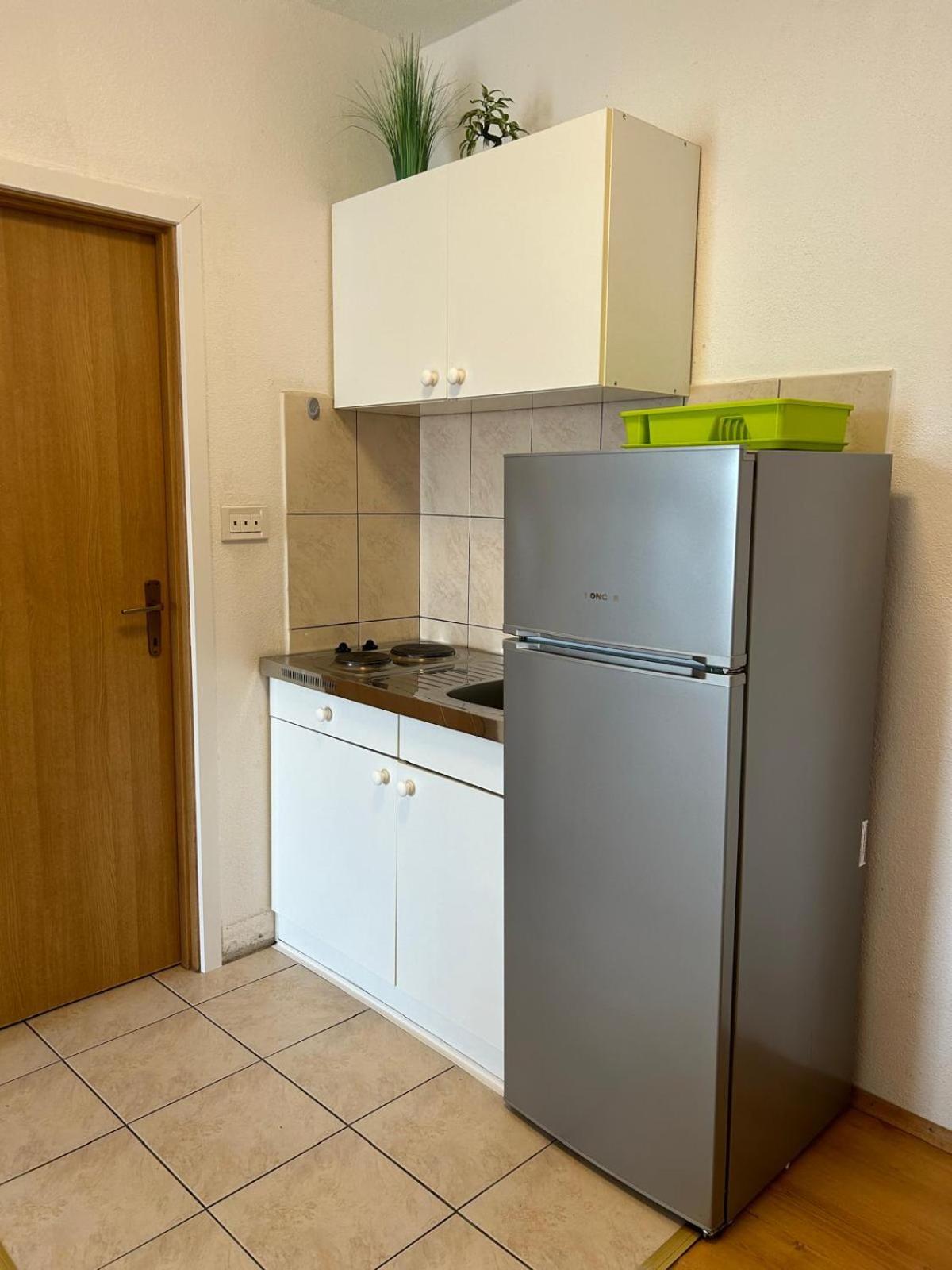 Apartmani Grgic Trogir Exteriör bild