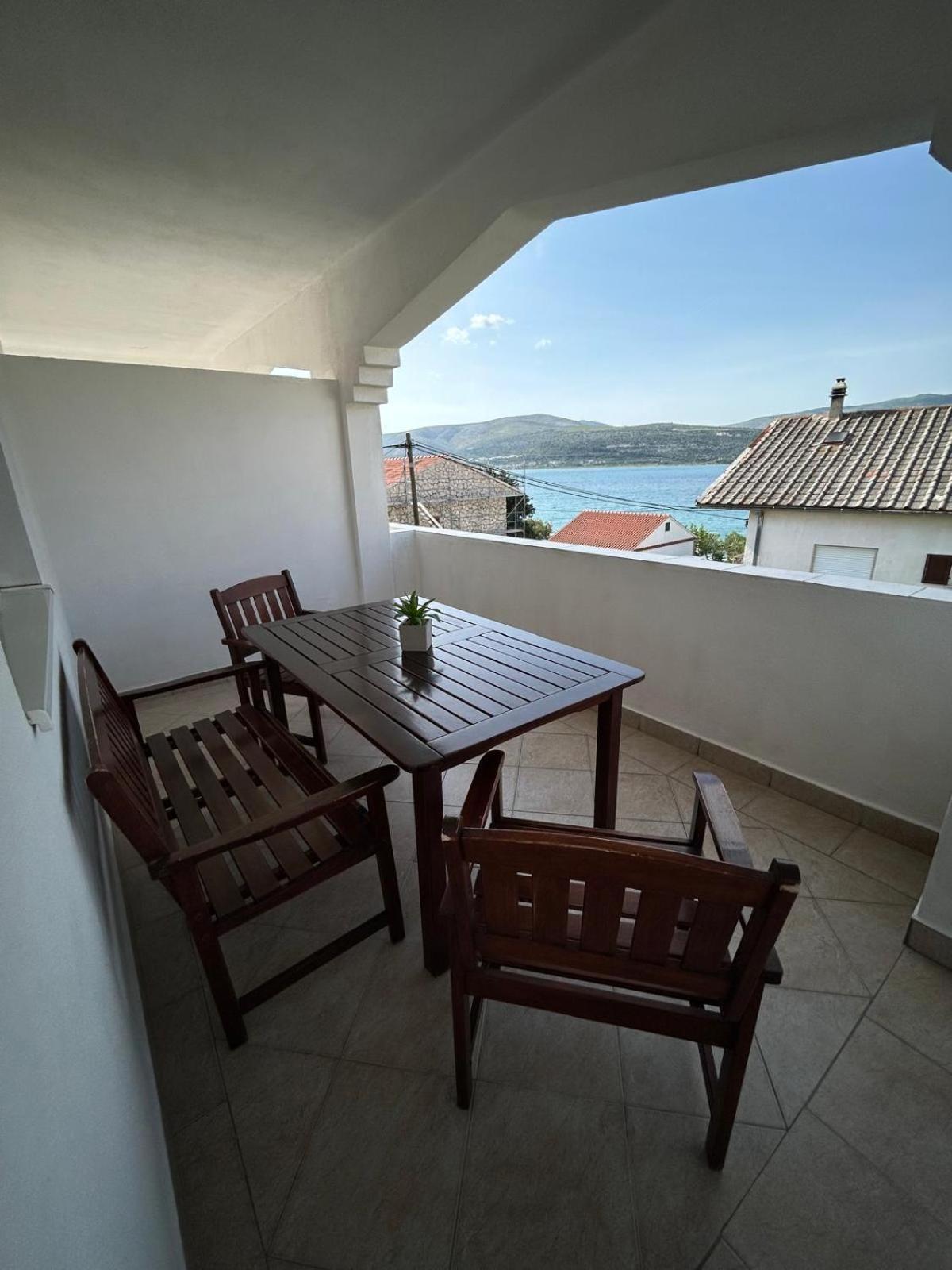 Apartmani Grgic Trogir Exteriör bild