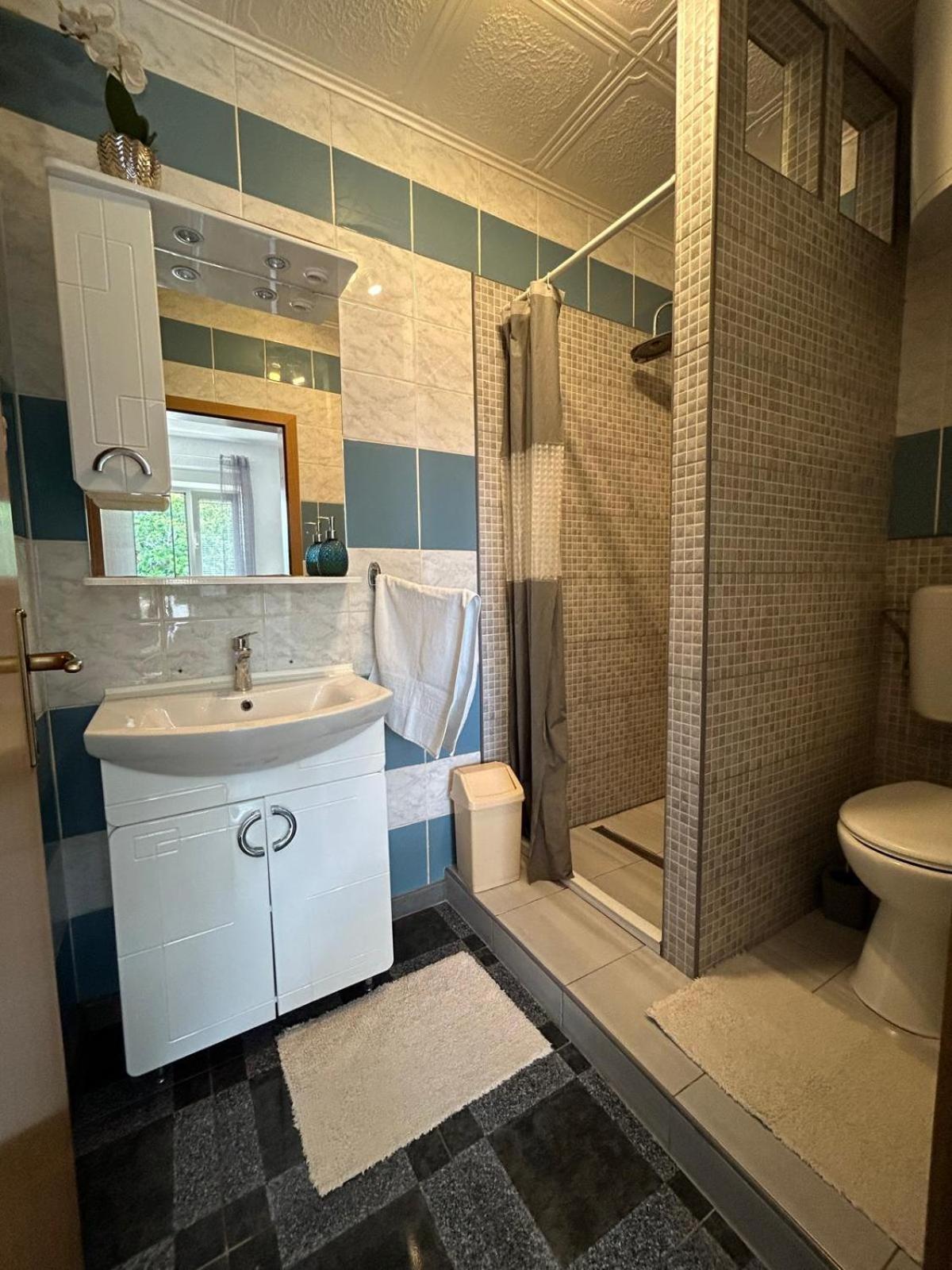 Apartmani Grgic Trogir Exteriör bild